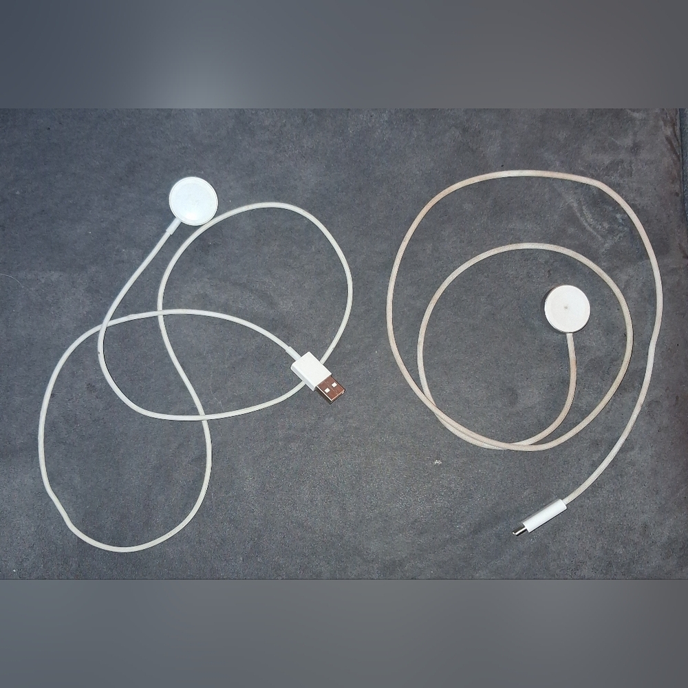 2 Magnetic Charging Cables